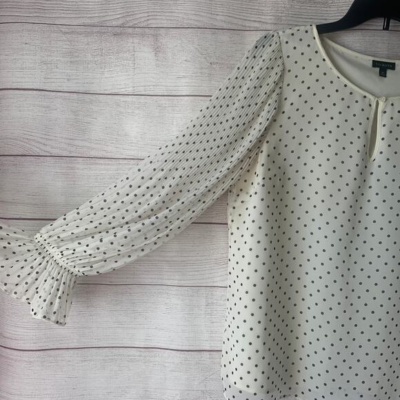 Talbots Off-White with Black Polka Dot Blouse Front Keyhole Ruffle Cuffs Size M - Picture 4 of 11